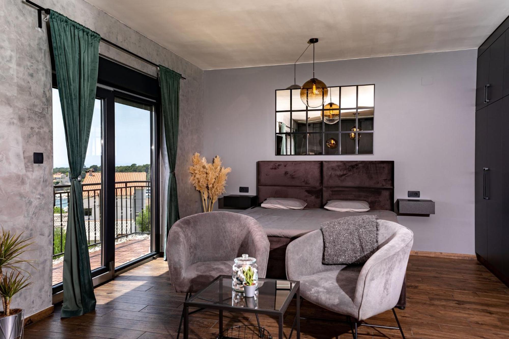 Modern Studio With A Beautiful View Rab Town Eksteriør billede